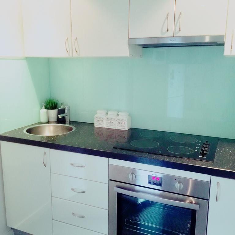 King Deluxe Apartments Melbourne Luaran gambar